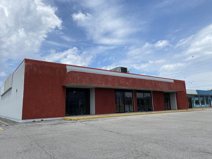 Plaza 1 & 2 Theatre - June 10 2022 Photo (newer photo)